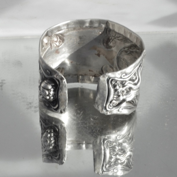 Antique Art Nouveau Lady Face Sterling Bracelet - Picture 4 of 7